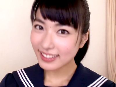 美肌・美顔のアイドル級に可愛いJKコスプレお姉さんがエロ可愛い笑顔で男たちの金玉から精子を抜きまくる！ベロに舌射ぶっかけ！_の画像